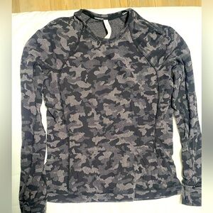 Lululemon pullover top